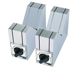 Obrázek pro produkt ACCUD 635-070-01  V-BLOCK - prizmatické podložky magnetické 70x40x50mm ( 1 pár )